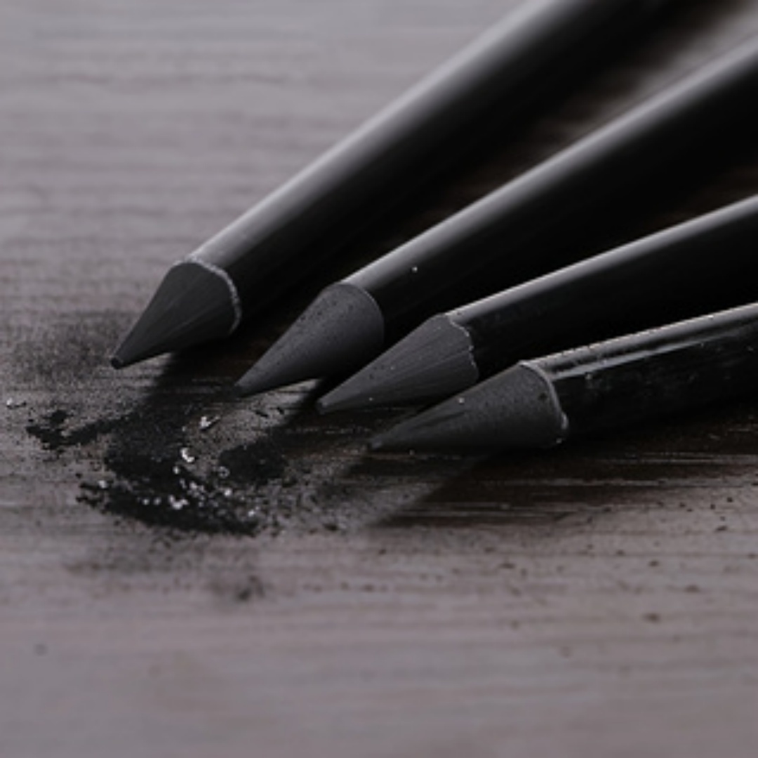 مجموعة أقلام فحم احترافية ناعم - مراجعة Sketching Charcoal Set وسعره